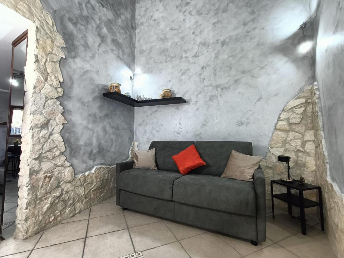 Scotti House