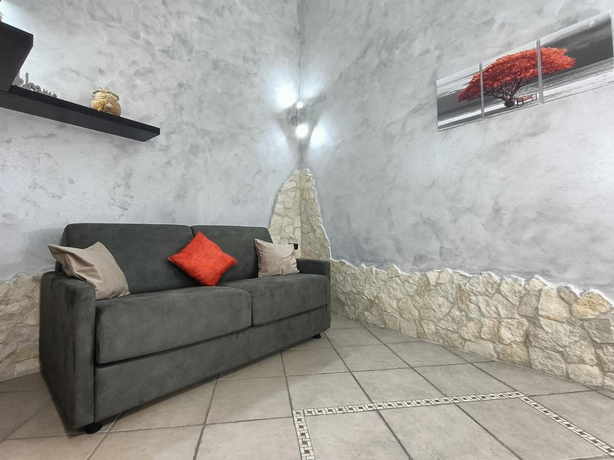 Scotti House